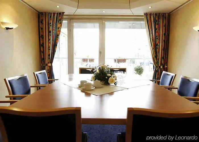 Western Residenzhotel 4*